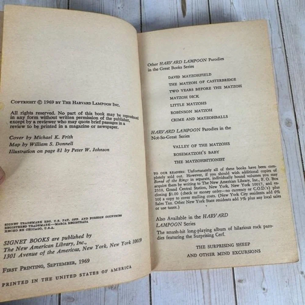 Bored of the Rings Harvard Lampoon 1969 First Printing Fantasy Parody Signet